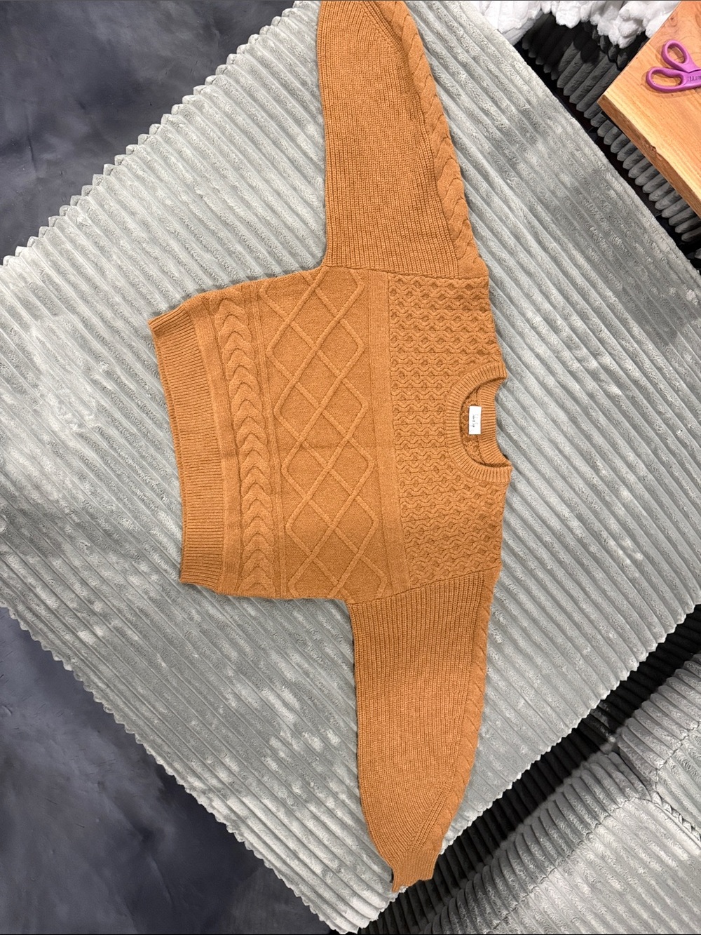Sadie & Sage Camel Cable & Diamond Knit Crewneck Sweater